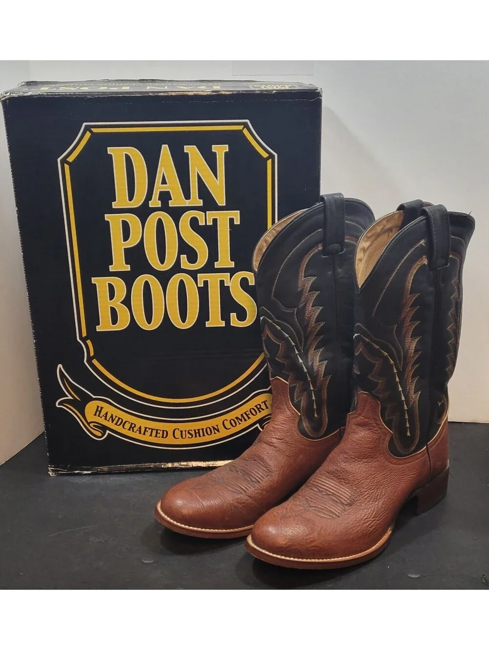 Dan Post Western Boots Mens 9.5 D Pull On Cowboy Brown Leather Round Toe DP4163